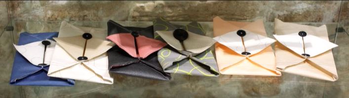 Pochette réalisée avec des tissus Mariton